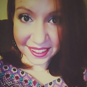 Meet your Posher, Vanessa